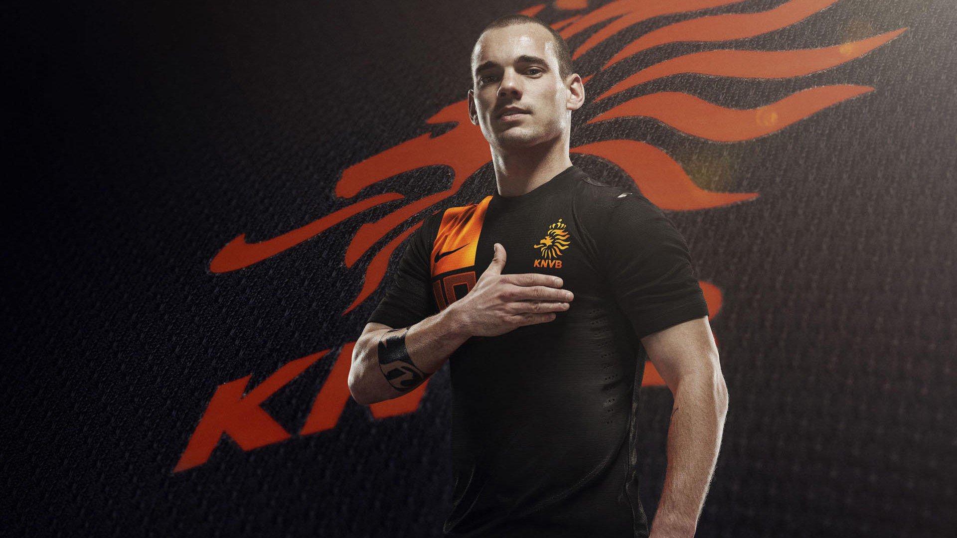 建业集团深情祝贺河南足球三十载，我们的爱，永不散场