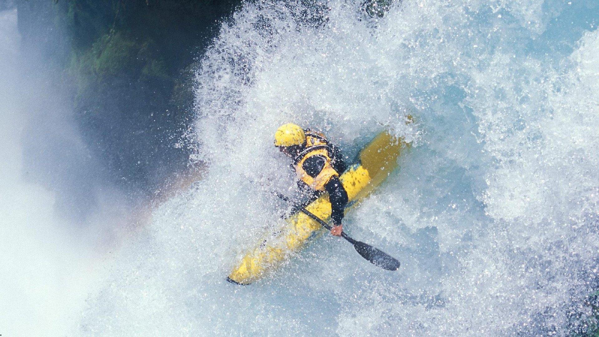 前UFC轻量级传奇托尼·弗格森宣布复出，誓言以钢铁意志再战八角笼
